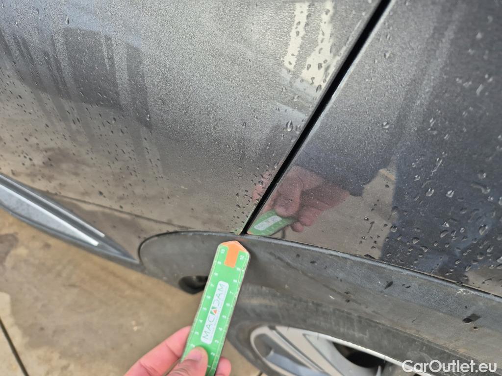  Peugeot  3008 PEUGEOT  Hybrid / 2020 / 5P / todoterreno 225 e-EAT8 Allure #9