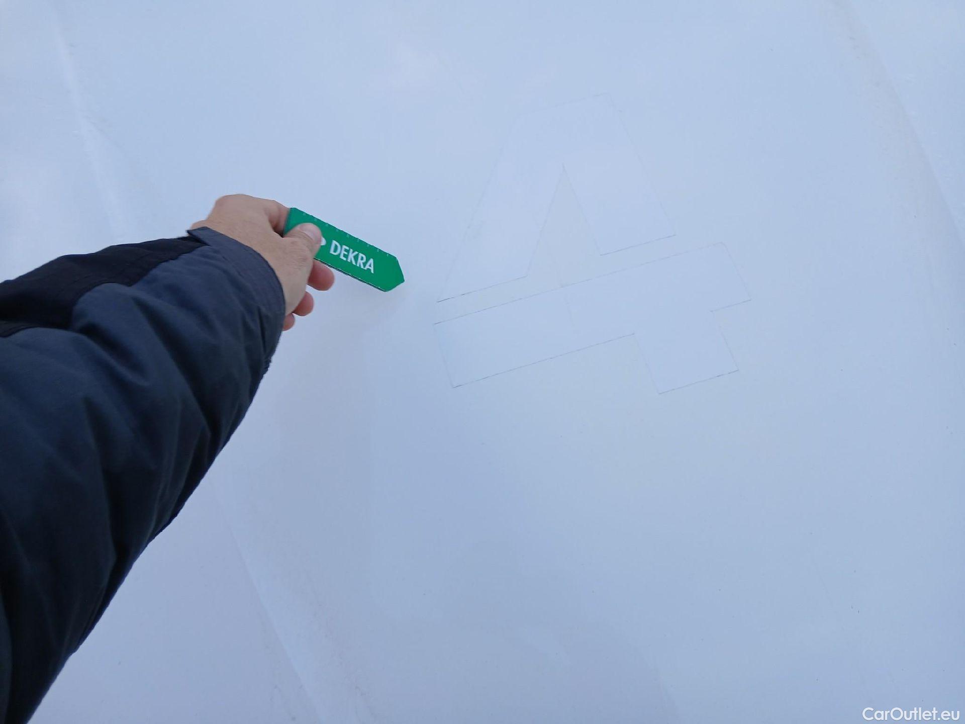  Land Rover  Discovery SEAT Nuevo León / 2020 / 5P / berlina con portón 2.0 TDI 85kW (115CV) STYLE GONavi (AC) #1