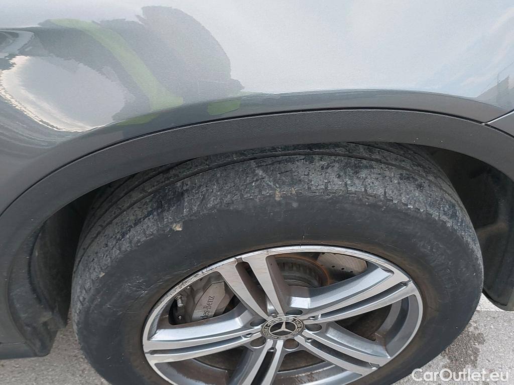  Mercedes  G-Klasee MERCEDES-BENZ Clase GLC / 2019 / 5P / todoterreno GLC 300 de 4MATIC #3