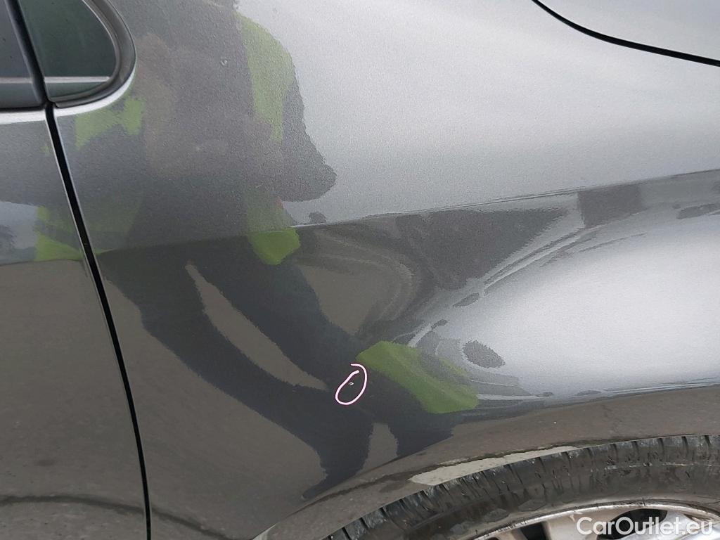  Toyota  Yaris TOYOTA  / 2020 / 5P / berlina con portón 1.5 125 S-Edition #21