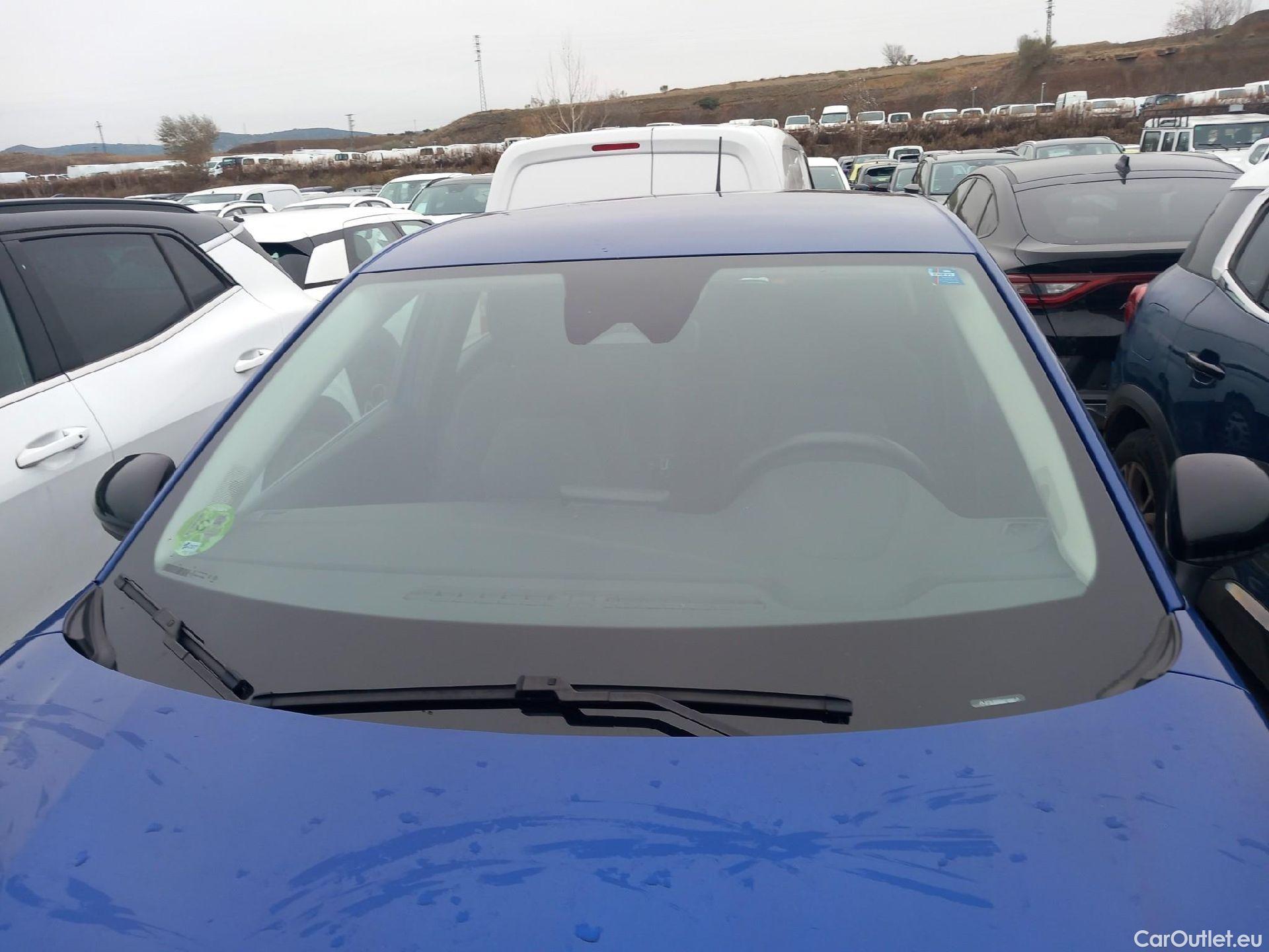  Renault  Captur RENAULT  / 2020 / 5P / todoterreno Intens TCe 90 #1