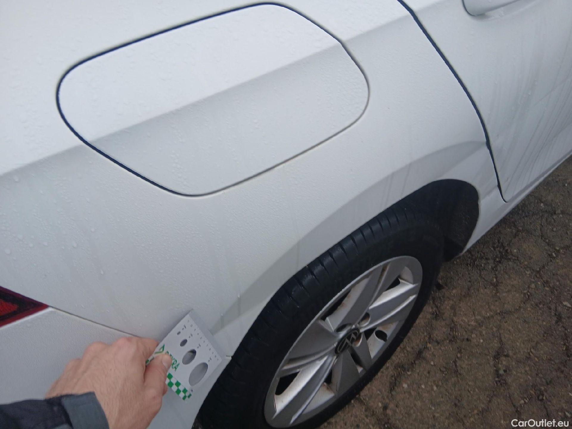  Volkswagen  Golf  VOLKSWAGEN / 2020 / 5P / berlina con portón Life 1.0 eTSI 81kW (110CV) DSG #19