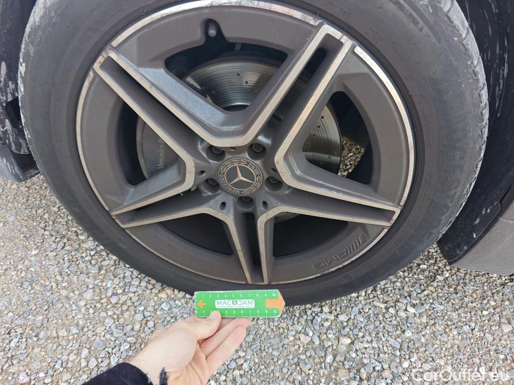  Mercedes  GLA MERCEDES-BENZ  / 2020 / 5P / todoterreno  200 D #53