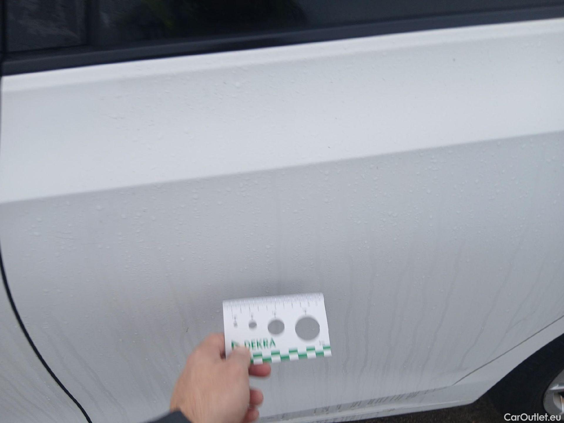  Volkswagen  Golf  VOLKSWAGEN / 2020 / 5P / berlina con portón Life 1.0 eTSI 81kW (110CV) DSG #11