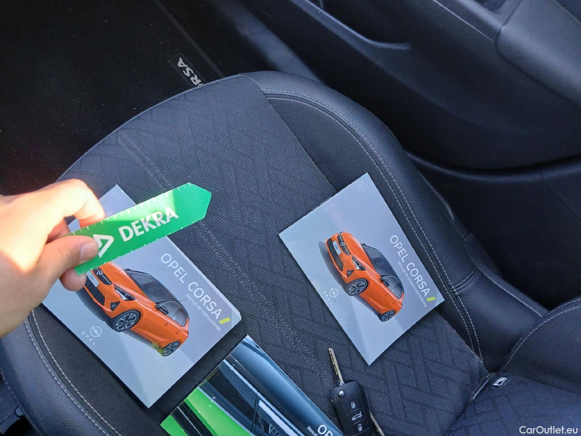  Opel  Corsa OPEL  / 2019 / 5P / berlina con portón 1.2T XHL 74kW (100CV) Elegance #1