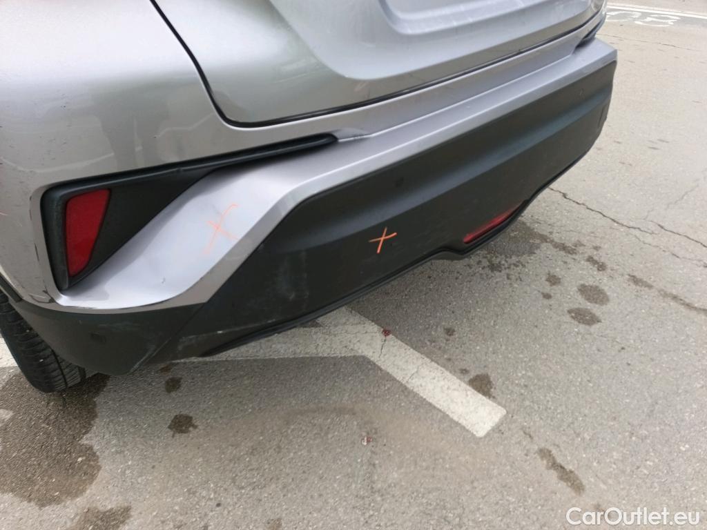  Toyota  C-HR TOYOTA  / 2016 / 5P / todoterreno 1.8 125H Advance (CX) #17