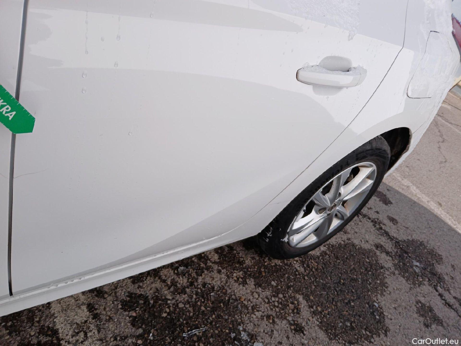  Opel  Corsa OPEL  / 2019 / 5P / berlina con portón 1.2T XHL 74kW (100CV) Elegance #15