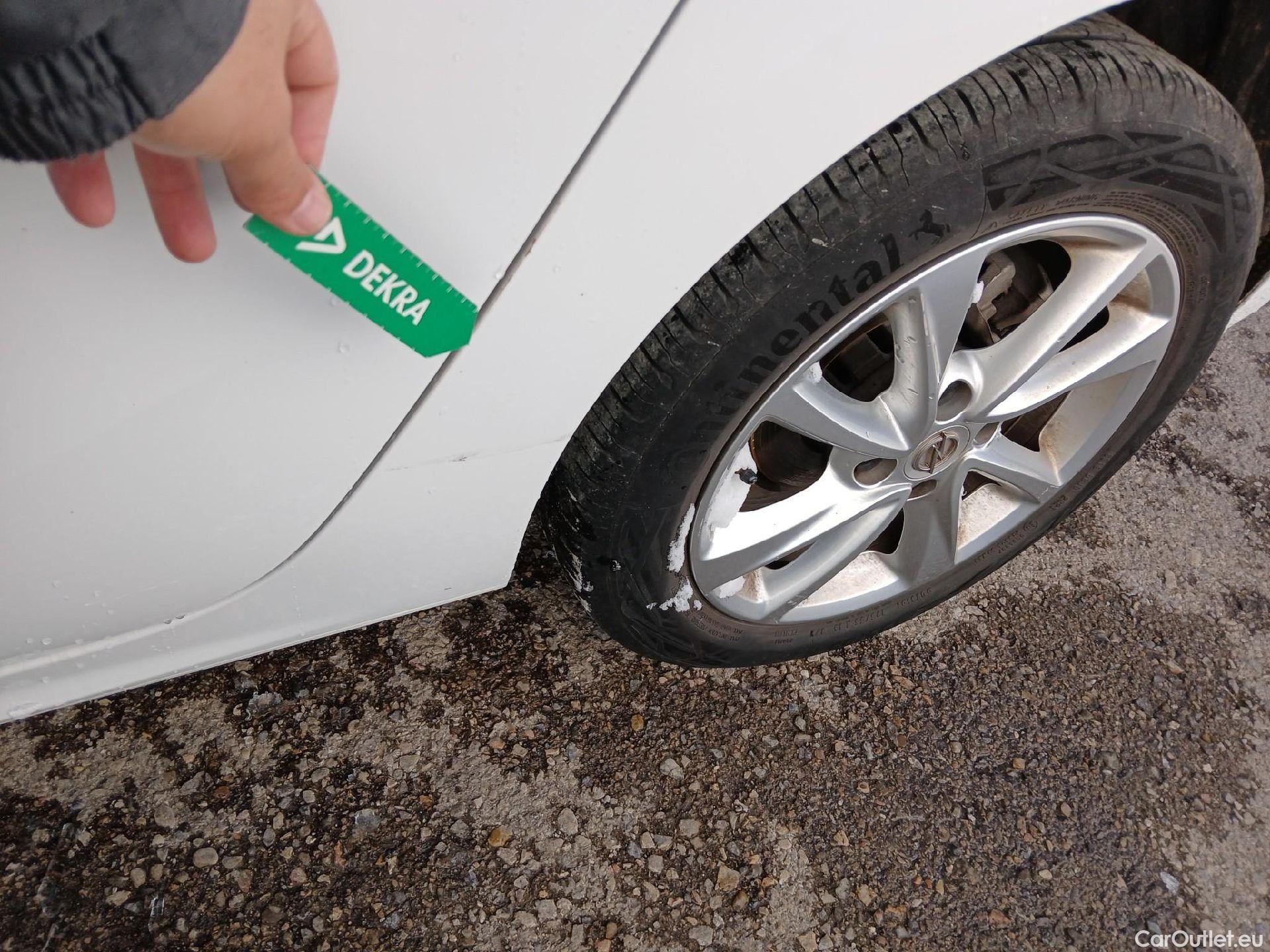  Opel  Corsa OPEL  / 2019 / 5P / berlina con portón 1.2T XHL 74kW (100CV) Elegance #17