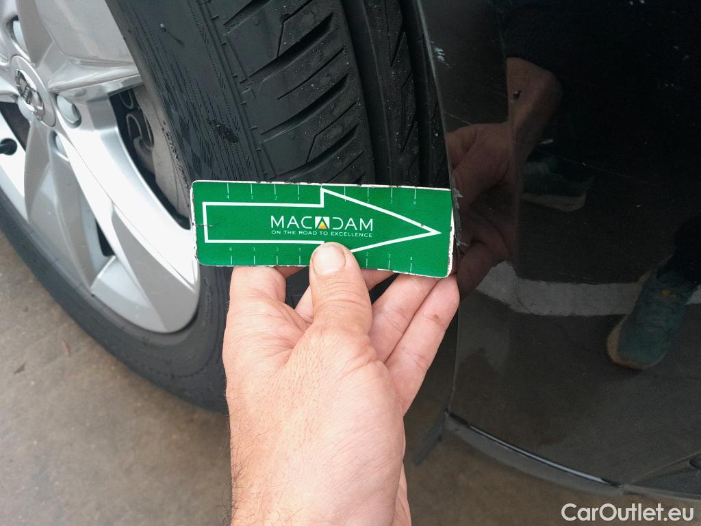  Volvo  XC60 VOLVO  / 2017 / 5P / todoterreno 2.0 B4 D Core Auto #10