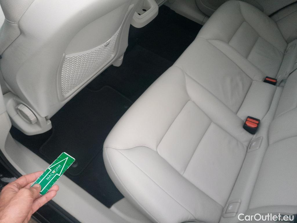  Volvo  XC60 VOLVO  / 2017 / 5P / todoterreno 2.0 B4 D Core Auto #7