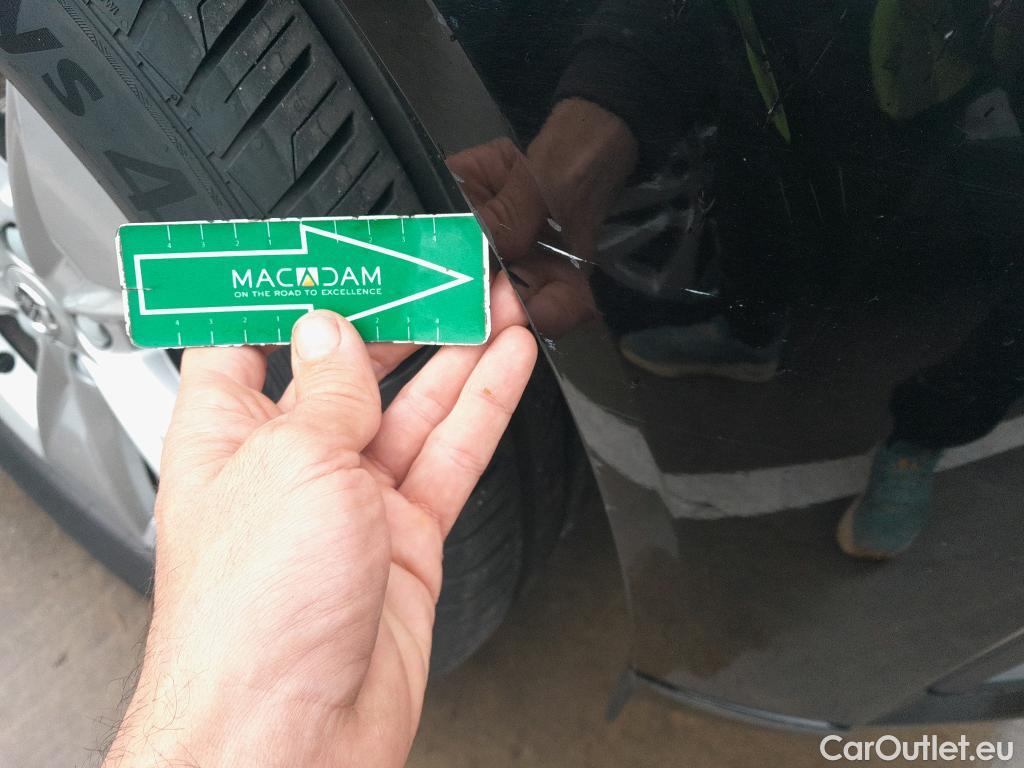  Volvo  XC60 VOLVO  / 2017 / 5P / todoterreno 2.0 B4 D Core Auto #9