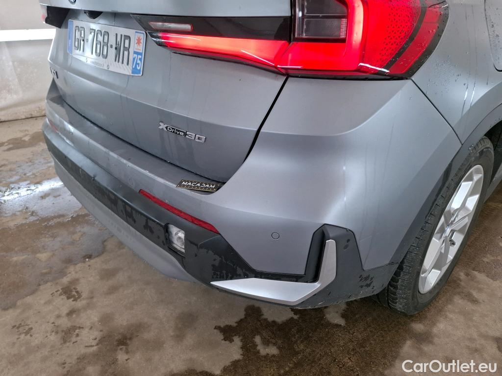  Bmw  iX 1 BMW iX1 2022 5P SUV xDrive30 Business Design #3