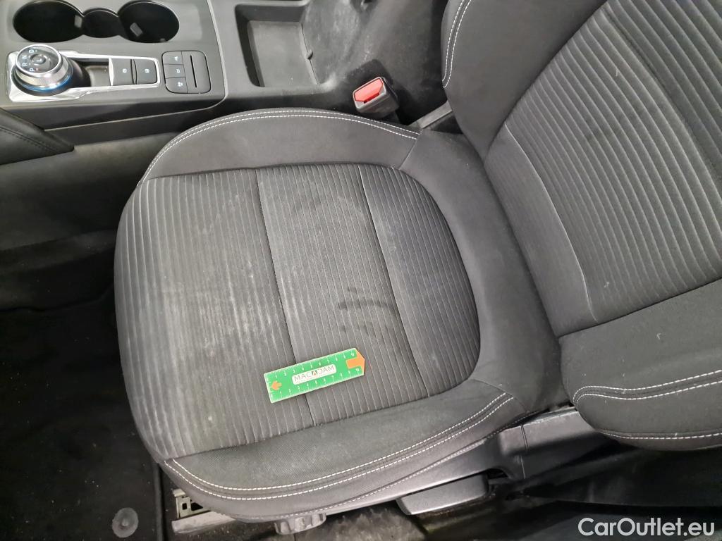  Ford  Kuga FORD  / 2019 / 5P / SUV 2.5 Dur 225 hybrid PHEV Pshift Titanium #21