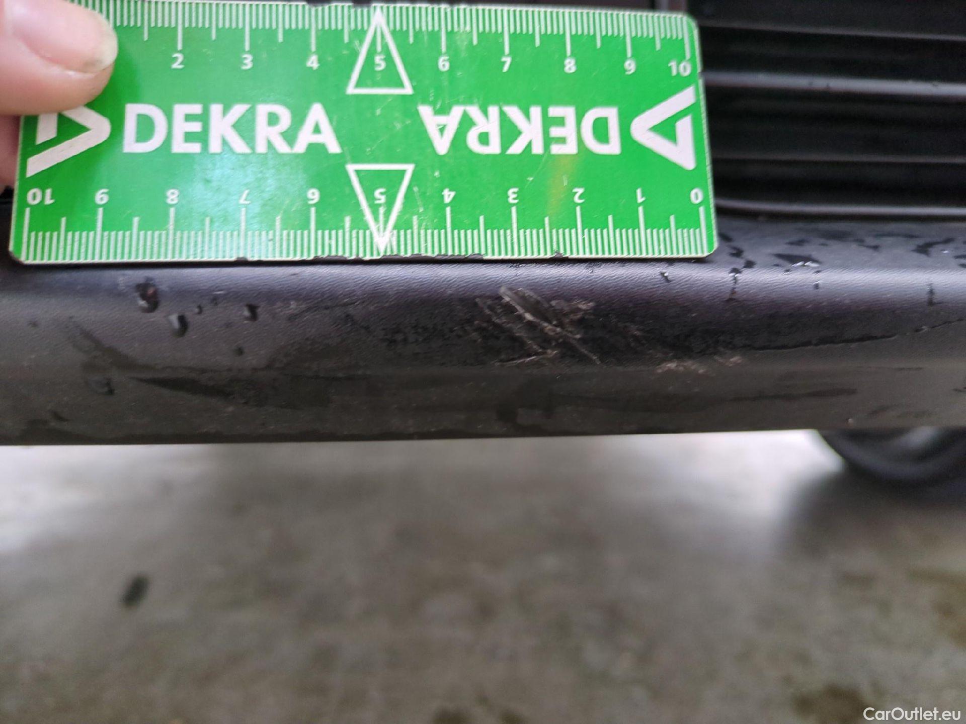  DS  DS7 DS DS 7 Crossback / 2017 / 5P / SUV E-TENSE 225 BASTILLE + #19