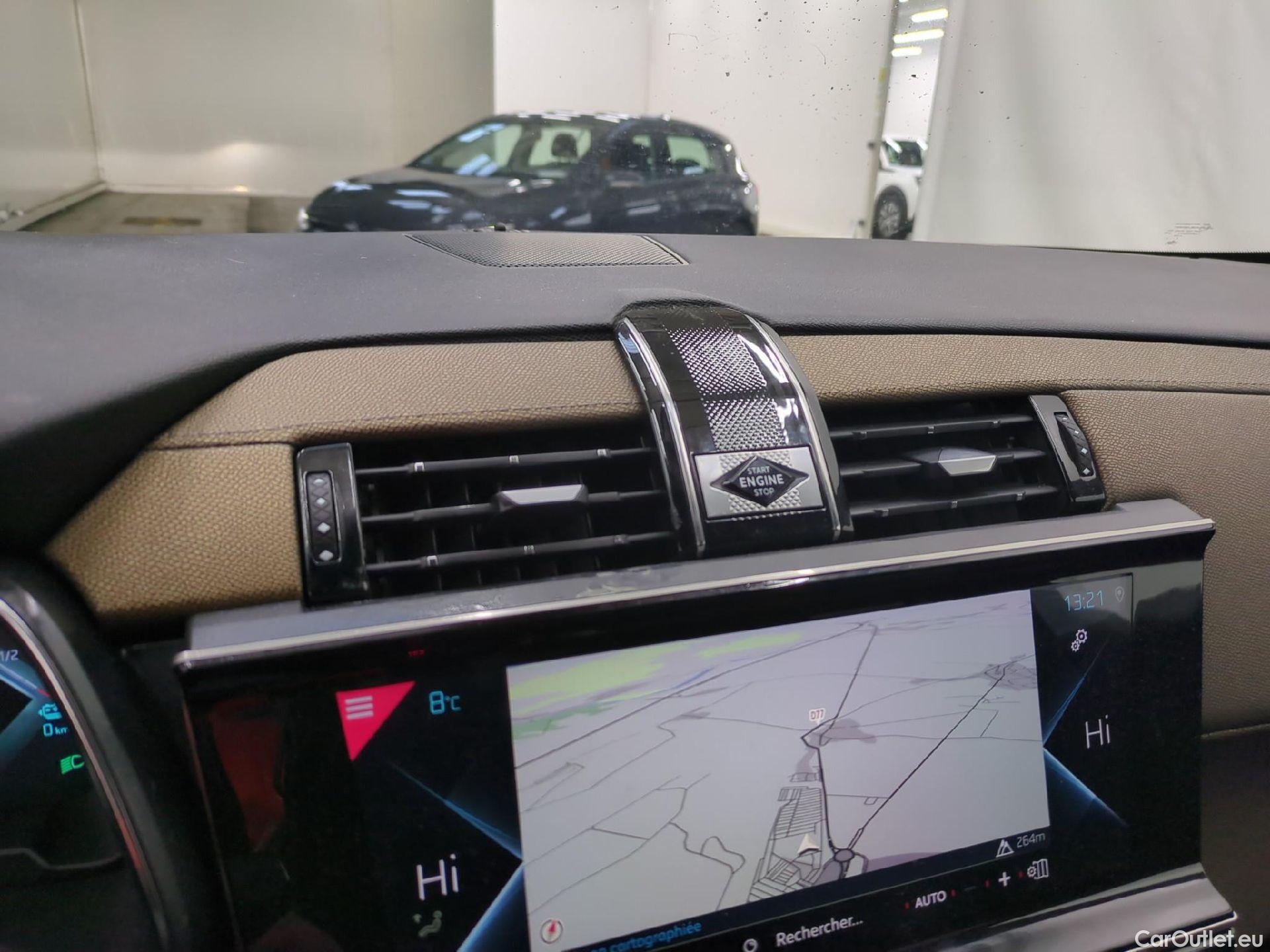  DS  DS7 DS DS 7 Crossback / 2017 / 5P / SUV E-TENSE 225 BASTILLE + #6