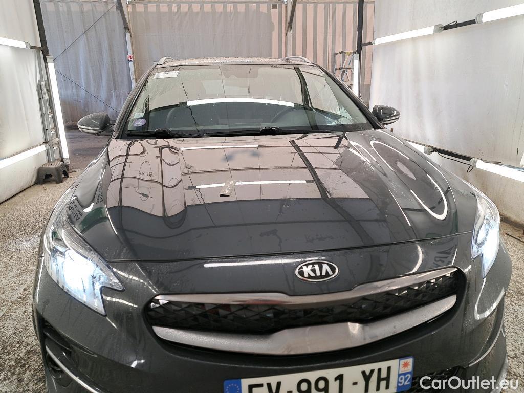  KIA  XCeed KIA  / 2019 / 5P / Crossover 1.6 GDI ISG ISG PHEV ACTIVE BUS DCT6 #5