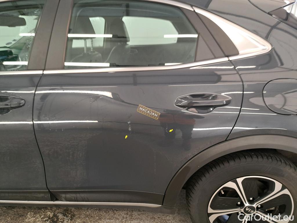  KIA  XCeed KIA  / 2019 / 5P / Crossover 1.6 GDI ISG ISG PHEV ACTIVE BUS DCT6 #11