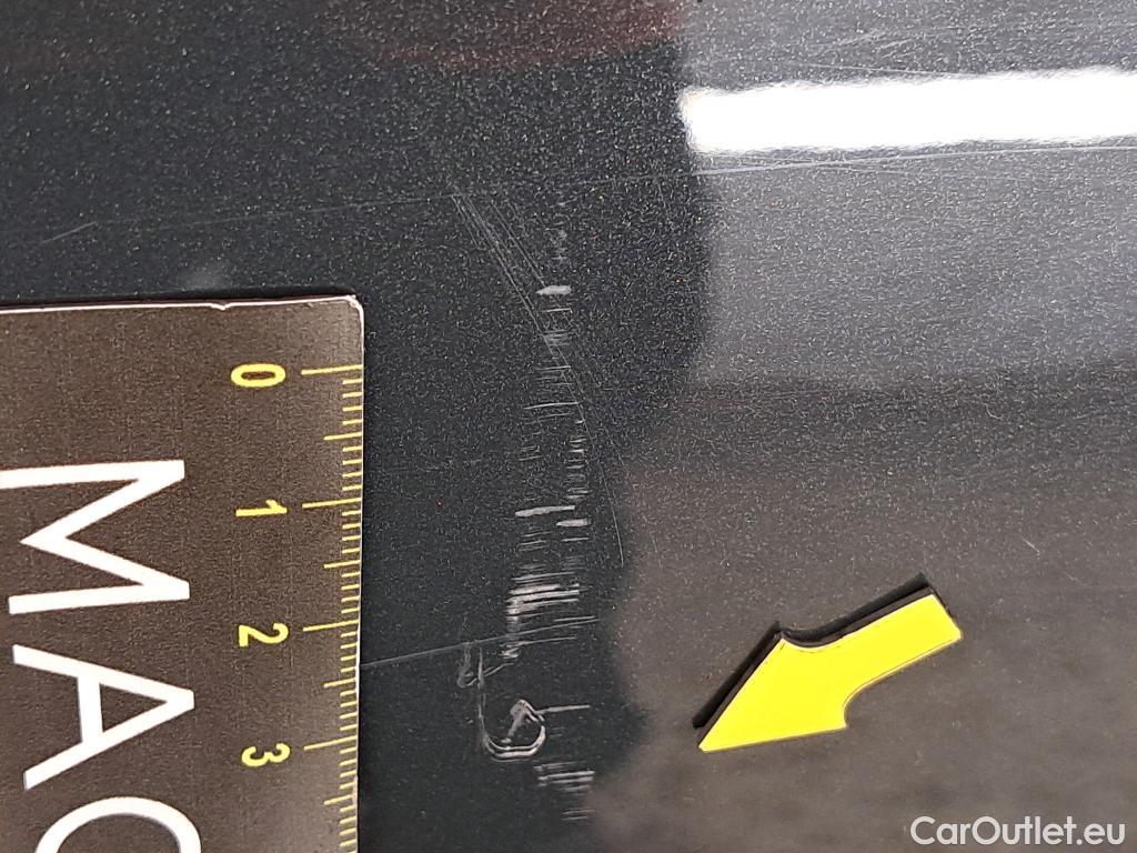  KIA  XCeed KIA  / 2019 / 5P / Crossover 1.6 GDI ISG ISG PHEV ACTIVE BUS DCT6 #10