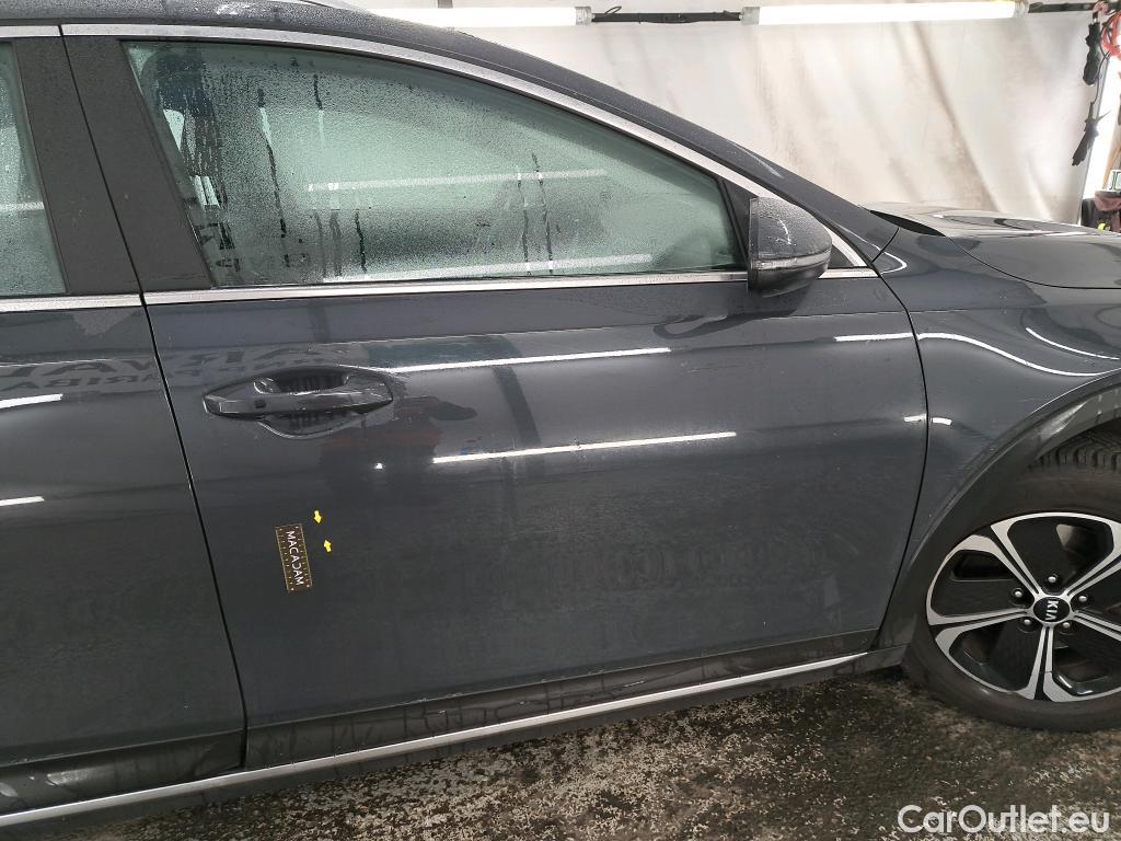  KIA  XCeed KIA  / 2019 / 5P / Crossover 1.6 GDI ISG ISG PHEV ACTIVE BUS DCT6 #39