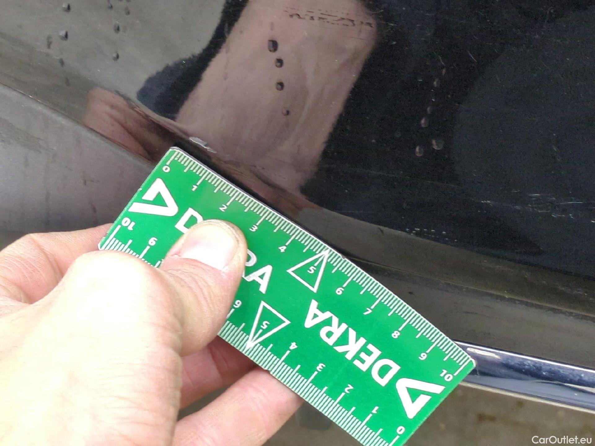  Mercedes  A-Klasse MERCEDES-BENZ Classe A Compact / 2018 / 5P / Berline A 250 e AMG Line 8G-DCT #10