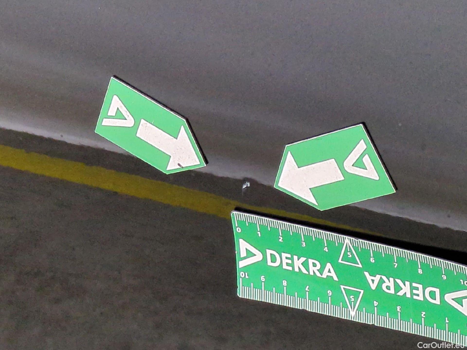  Mercedes  A-Klasse MERCEDES-BENZ Classe A Compact / 2018 / 5P / Berline A 250 e AMG Line 8G-DCT #15