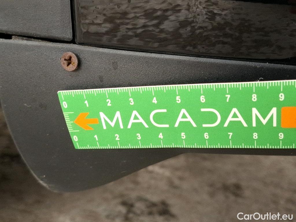  Tesla  Model Y TESLA  / 2020 / 5P / SUV Grande Autonomie Dual-Motor AWD #4