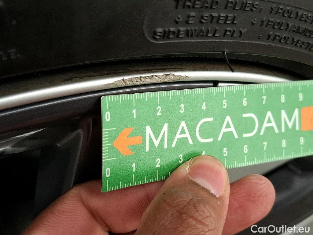  Tesla  Model Y TESLA  / 2020 / 5P / SUV Grande Autonomie Dual-Motor AWD #16