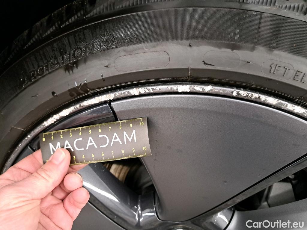  Tesla  Model 3 TESLA   2018 4P  Berline Propulsion #10