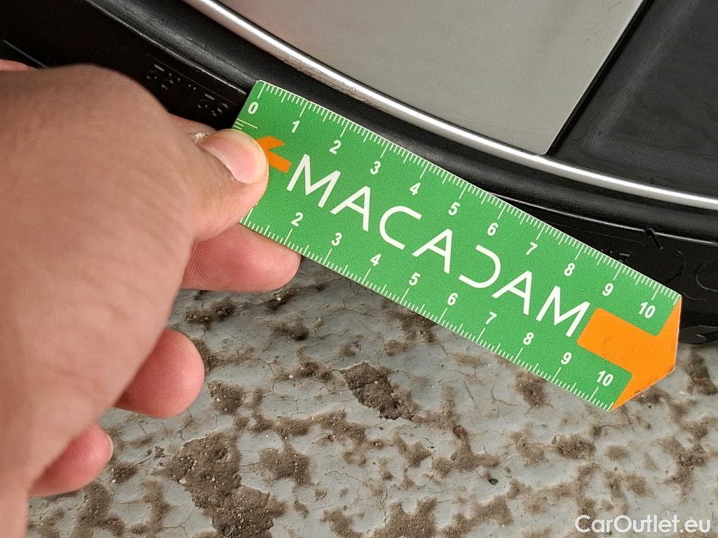  Tesla  Model Y TESLA  / 2020 / 5P / SUV Grande Autonomie Dual-Motor AWD #26