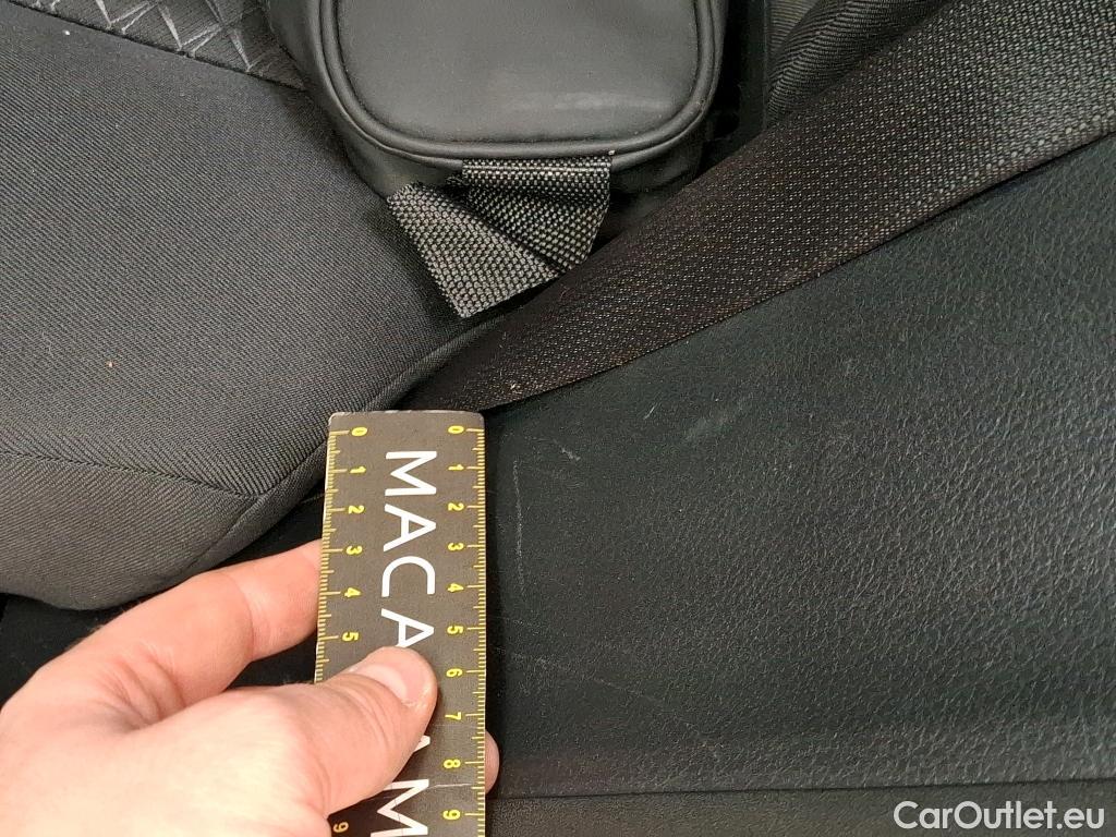  Toyota  C-HR TOYOTA  / 2016 / 5P / SUV 1.8 Hybride 122 Dynamic Business Beyond #3