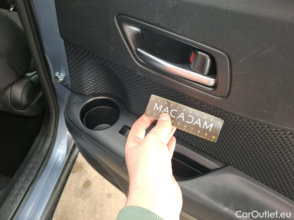  Toyota  C-HR TOYOTA  / 2016 / 5P / SUV 1.8 Hybride 122 Dynamic Business Beyond #7