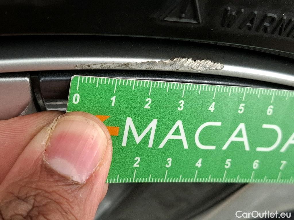  Tesla  Model Y TESLA  / 2020 / 5P / SUV Grande Autonomie Dual-Motor AWD #22