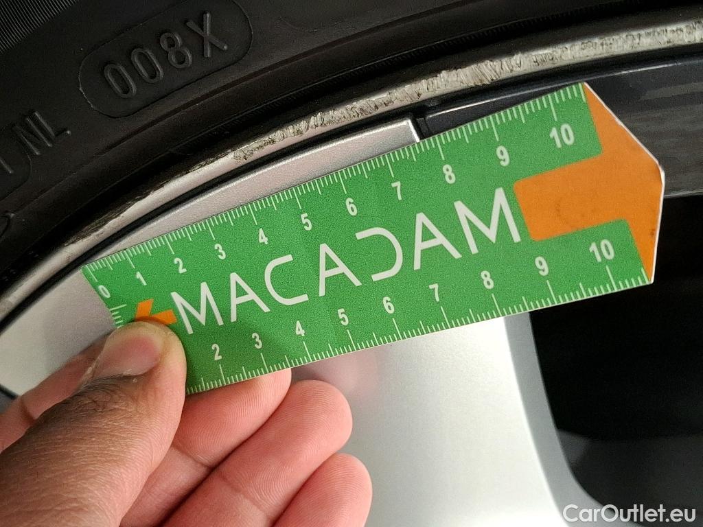  Tesla  Model Y TESLA  / 2020 / 5P / SUV Grande Autonomie Dual-Motor AWD #29