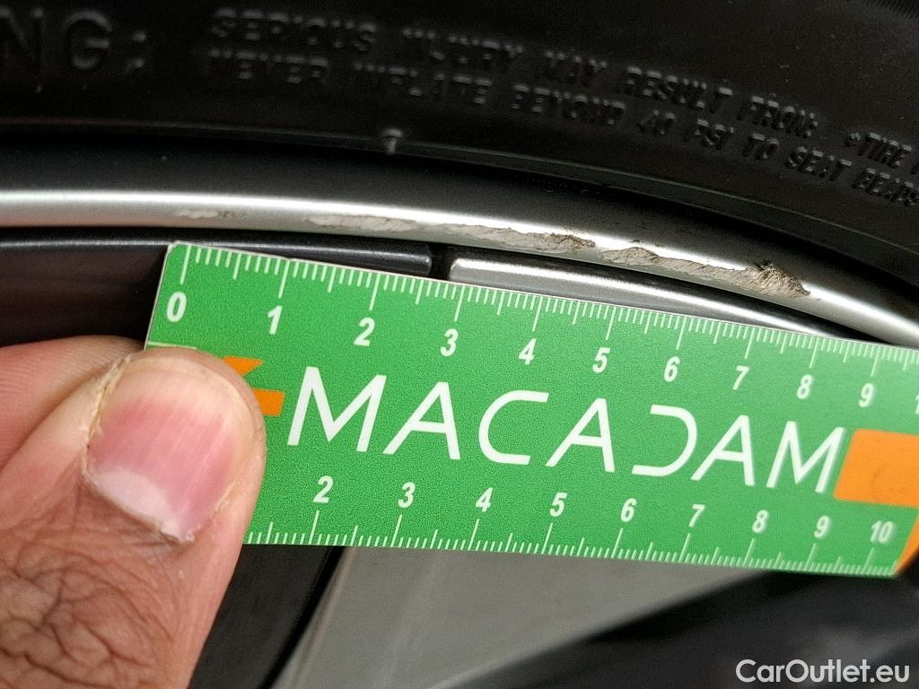  Tesla  Model Y TESLA  / 2020 / 5P / SUV Grande Autonomie Dual-Motor AWD #23