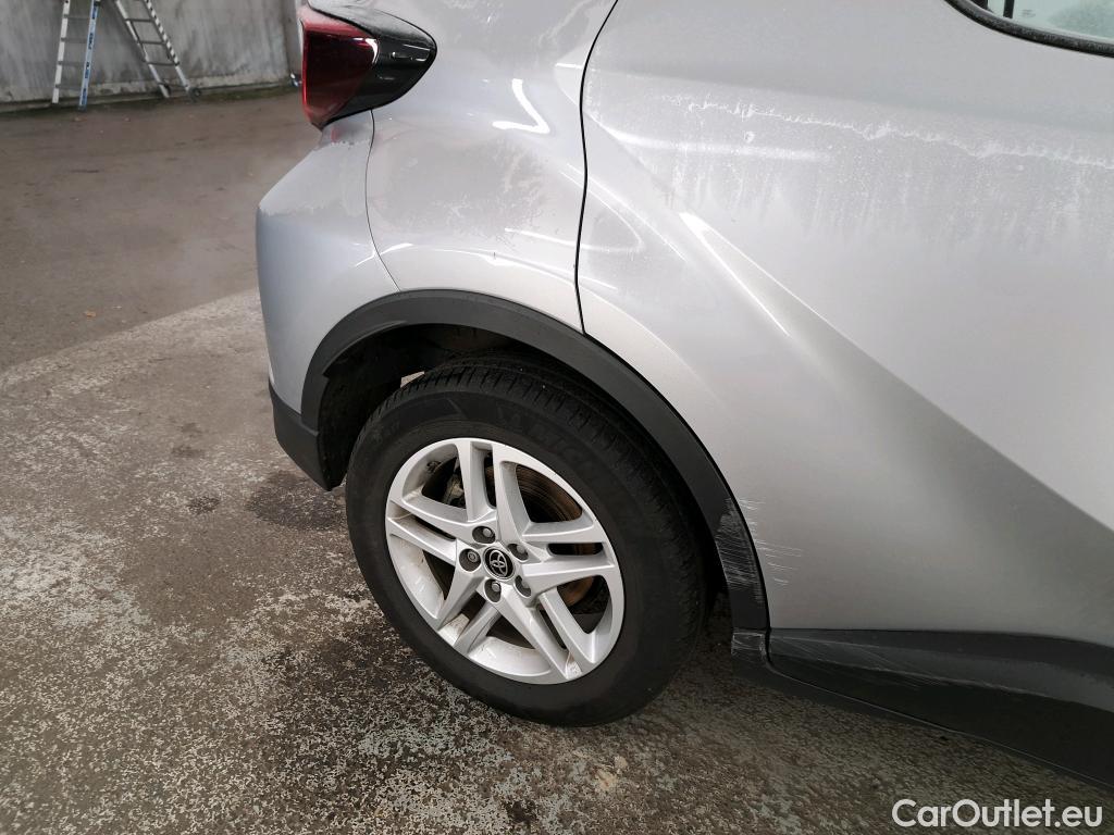  Toyota  C-HR TOYOTA  / 2016 / 5P / SUV 1.8 HYBRIDE 122 DYNAMIC BUSINESS #6