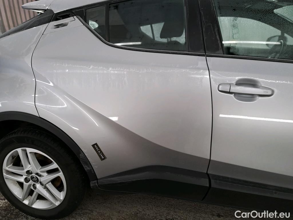  Toyota  C-HR TOYOTA  / 2016 / 5P / SUV 1.8 HYBRIDE 122 DYNAMIC BUSINESS #3