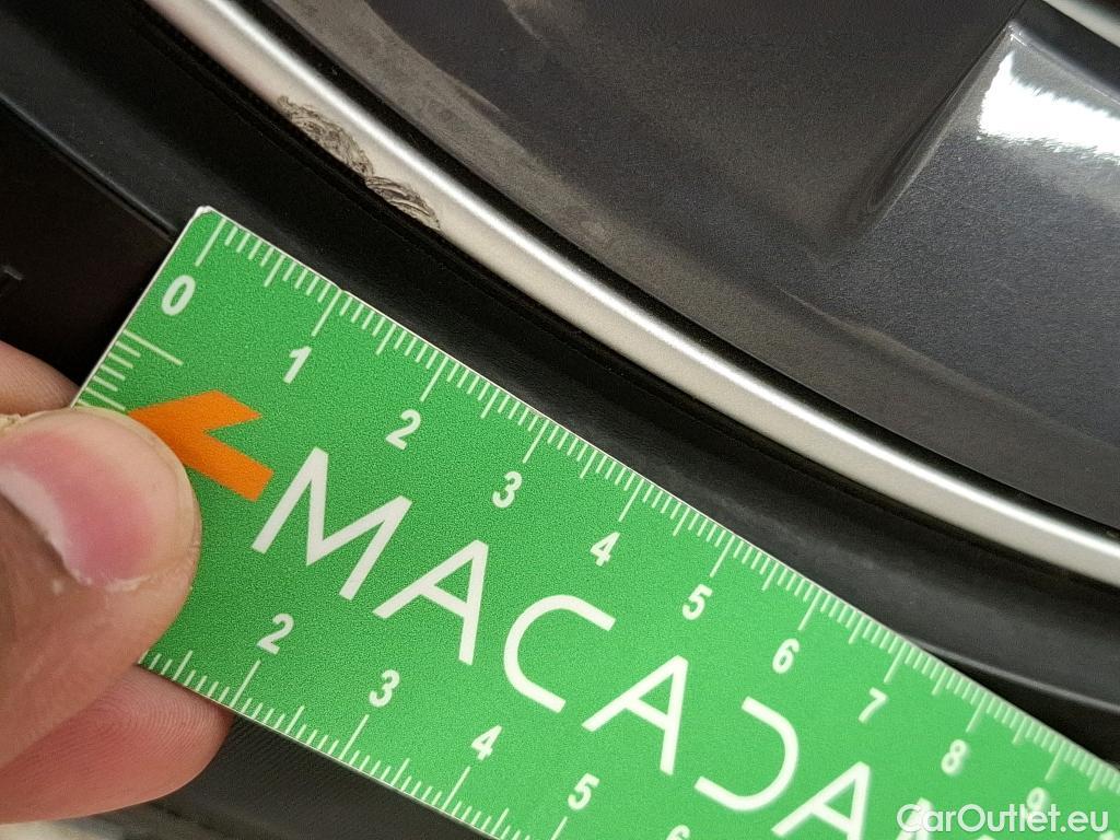  Tesla  Model Y TESLA  / 2020 / 5P / SUV Grande Autonomie Dual-Motor AWD #19