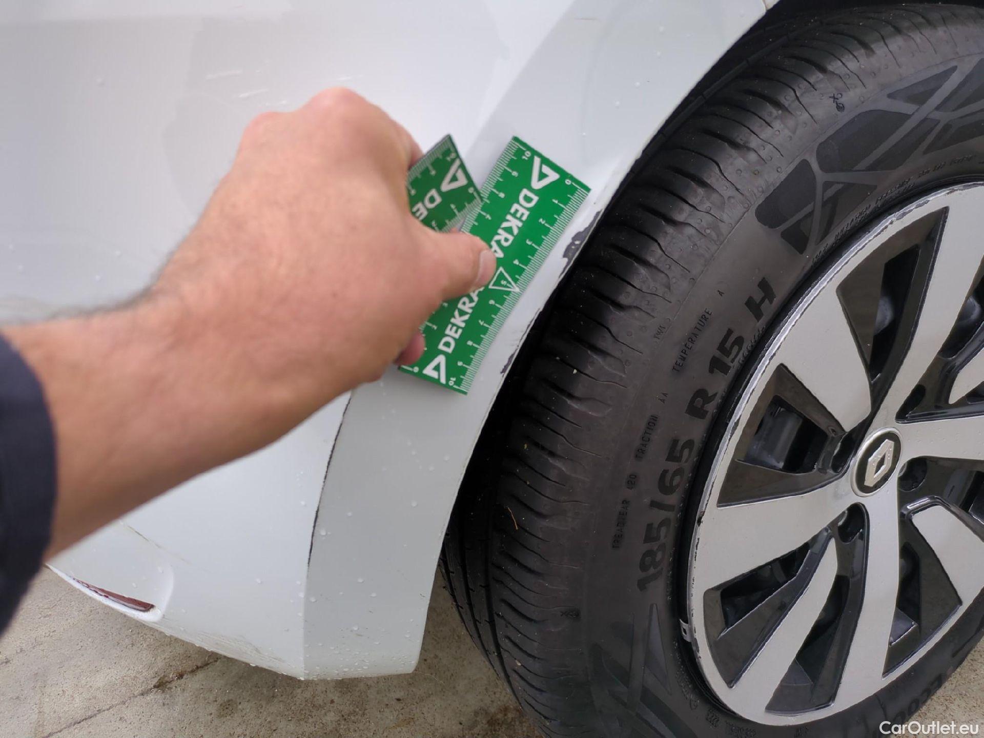  Renault  Clio  V Evolution 1.6 E-TECH Hybrid 145CV BVA6 E6d #6