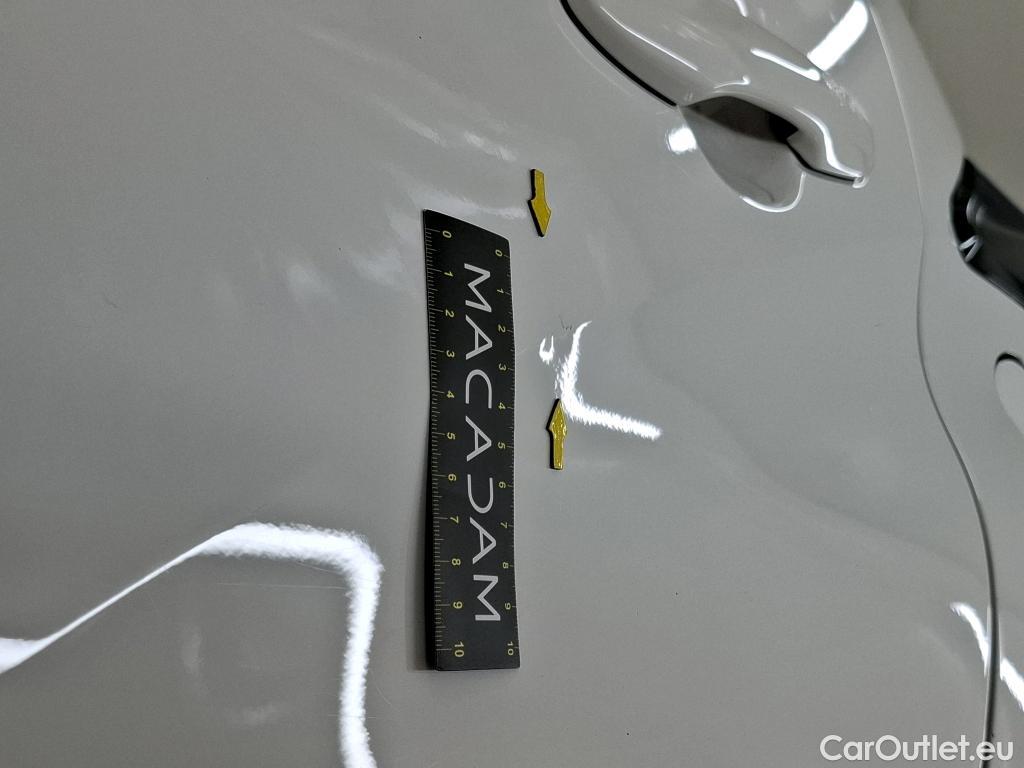  Toyota  Yaris TOYOTA  Hybride Affaires / 2019 / 5P / Berline 1.5 Hybride 116h France Business Affaire #12