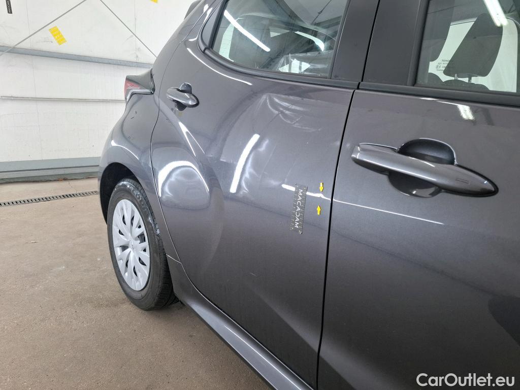  Toyota  Yaris TOYOTA  Hybride / 2019 / 5P / Berline Hybride 116h France Business Stage Acad #1