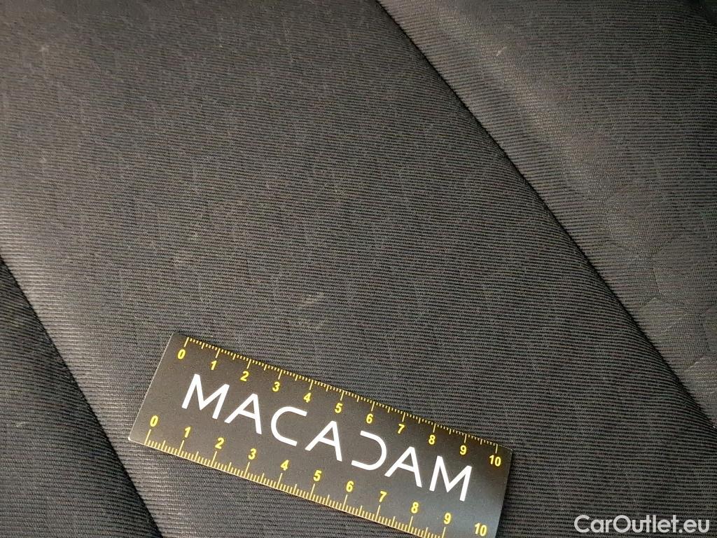  Toyota  Yaris TOYOTA  Hybride Affaires / 2019 / 5P / Berline 1.5 Hybride 116h France Business Affaire #17