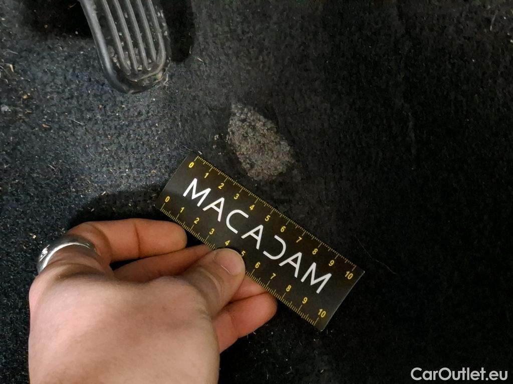  Toyota  Yaris TOYOTA  Hybride Affaires / 2019 / 5P / Berline 1.5 Hybride 116h France Business Affaire #7