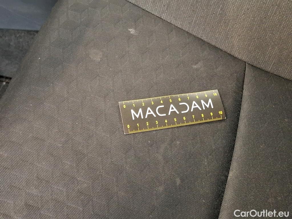  Toyota  Yaris TOYOTA  Hybride Affaires / 2019 / 5P / Berline 1.5 Hybride 116h France Business Affaire #16