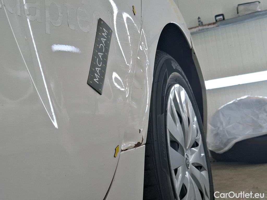  Toyota  Yaris TOYOTA  Hybride / 2019 / 5P / Berline Hybride 116h France Business Stage Acad #4