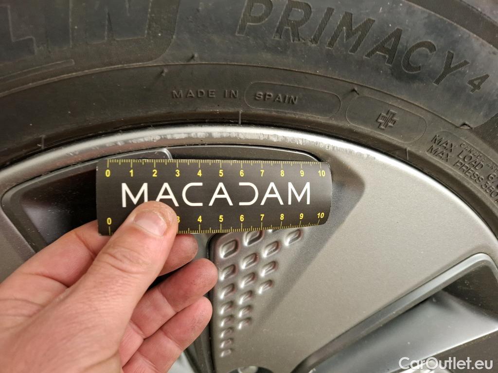  Hyundai  Konna Kona Creative Electrique 2WD 64kWh BVA #25