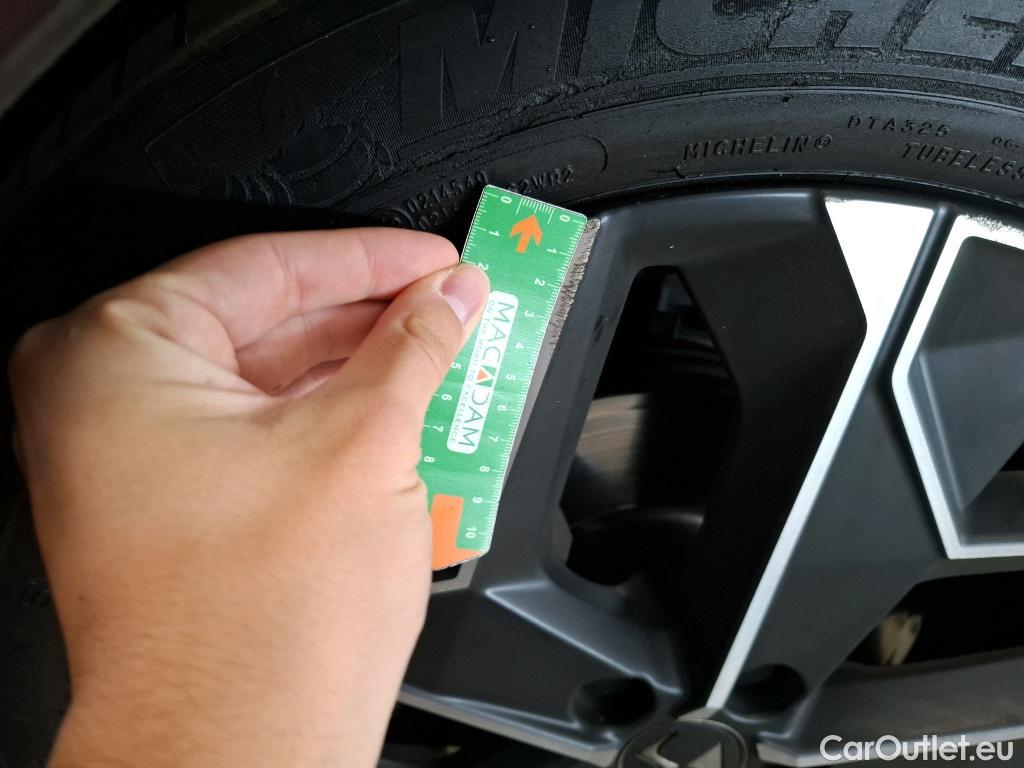  DS  DS4 4 Cross Rivoli 1.5 BlueHDi 130CV BVA8 E6d #23