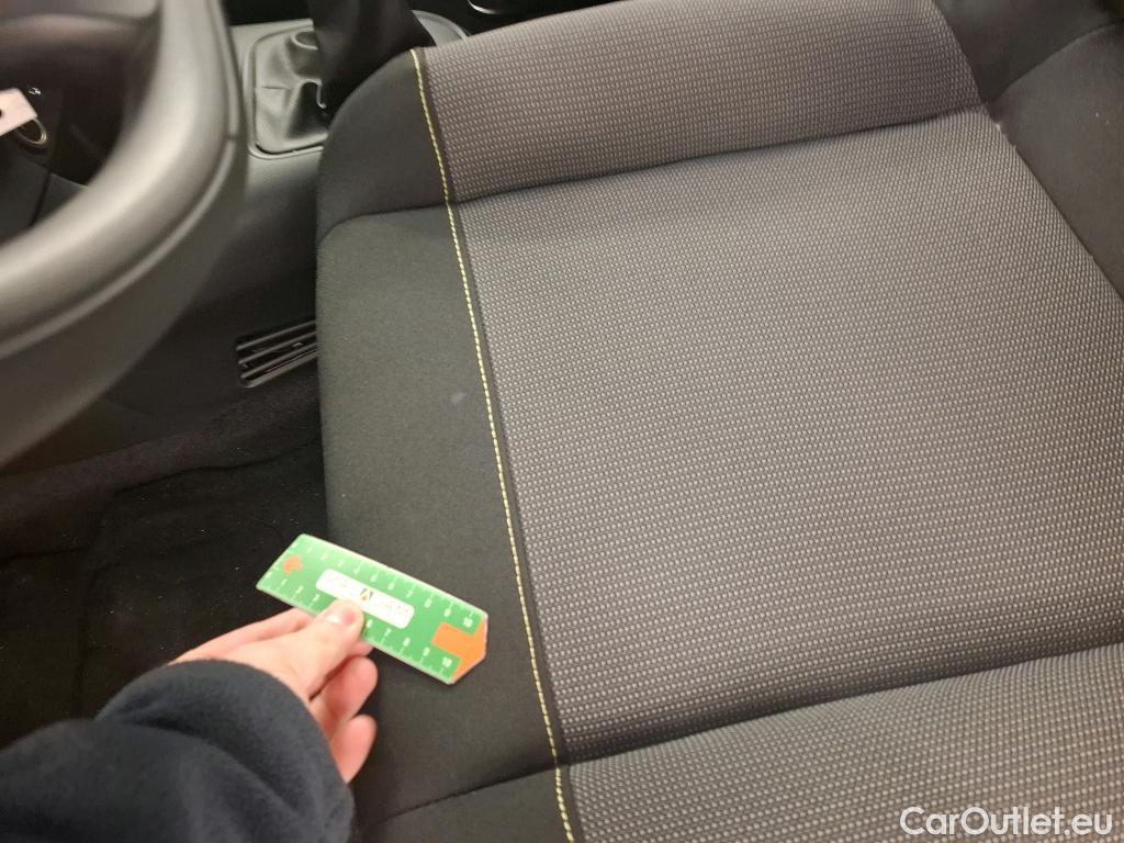  Citroen  C3  Feel Business 1.6 BlueHDi 100CV BVM5 E6 #27