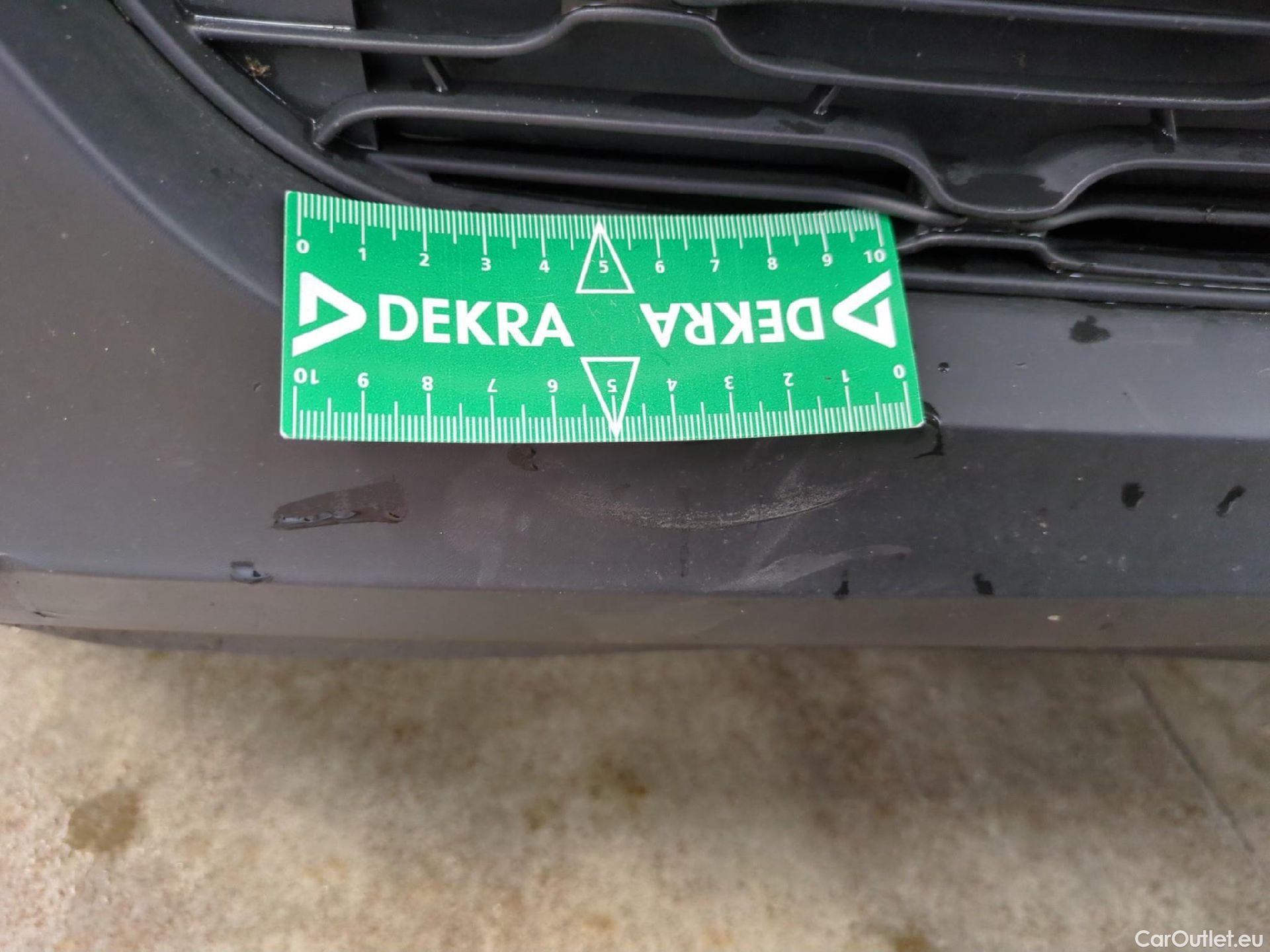  Citroen  C3 CITROEN  Société / 2020 / 5P / Berline / VU PureTech 83 S&S BVM Feel Nav #13