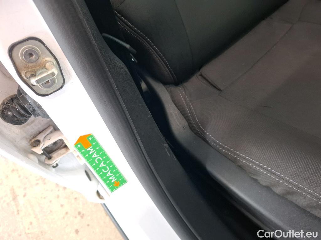  Citroen  C3  Société Feel 1.5 BlueHDI 100CV BVM6 E6d #5