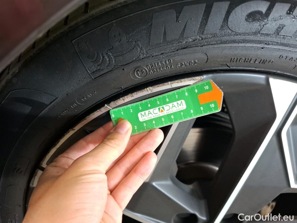  DS  DS4 4 Cross Rivoli 1.5 BlueHDi 130CV BVA8 E6d #22